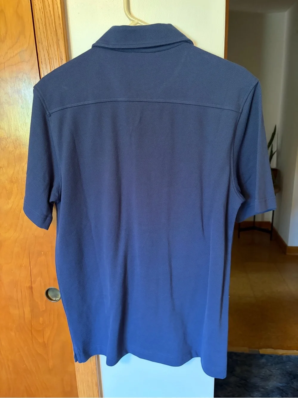 NWT Banana Republic Short-Sleeve Button-Down in Navy